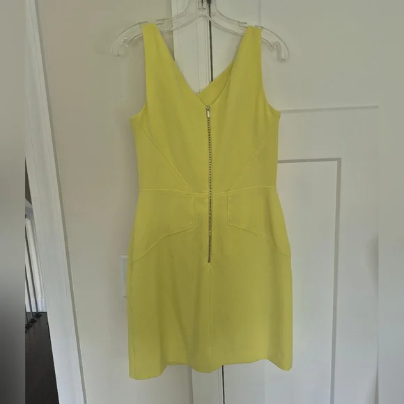 Julia Jordan Dress Yellow Green Gathered Neck Stretch Sleeveless Size 8 - Picture 6 of 12